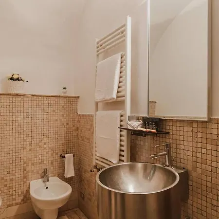 Intranis - Casa Nella Pietra Trani